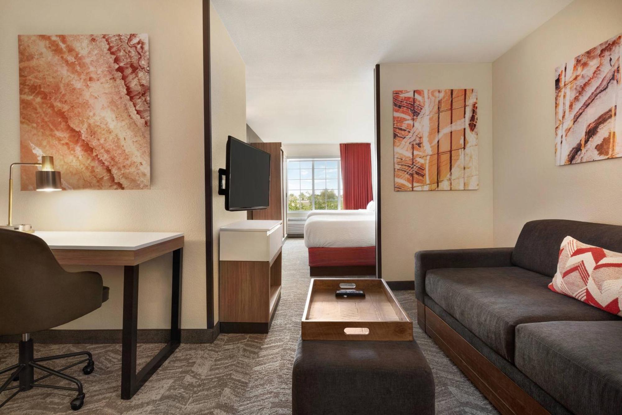 Queen Suite
